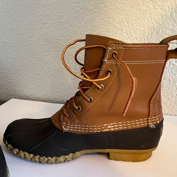 L.L. Bean Duck Boots Short - Picture 7 of 16